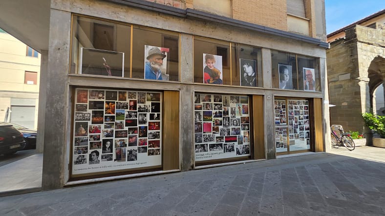 Un paese, le sue storie: le vetrine di Pieve Santo Stefano diventano memoria condivisa