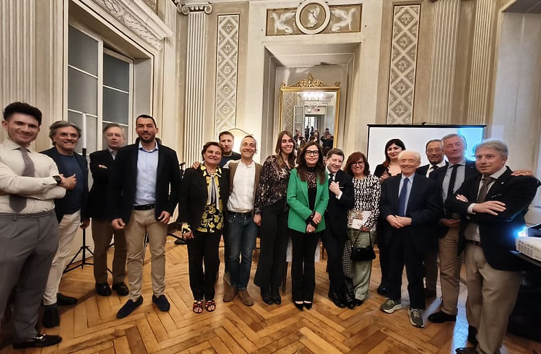 Premio Letterario Castello, libri e storie protagonisti al Circolo del Libro: presentate le opere vincitrici